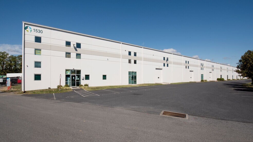 More Photos Of 1530 Bobali Dr, Harrisburg Warehouse For Lease