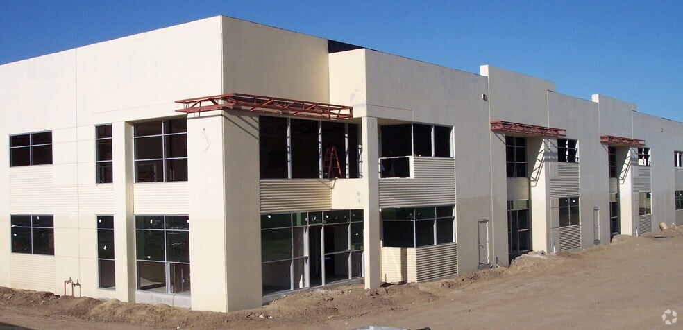 More Photos Of 791 Chambers Ln, Simi Valley Manufacturing For Lease