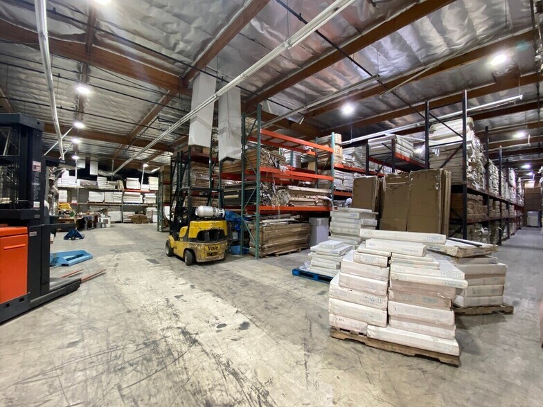 More Photos Of 5407 Holt Blvd, Montclair Warehouse For Sale