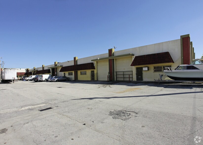 More Photos Of 7315-7335 NW 32nd Ave, Miami Warehouse For Lease