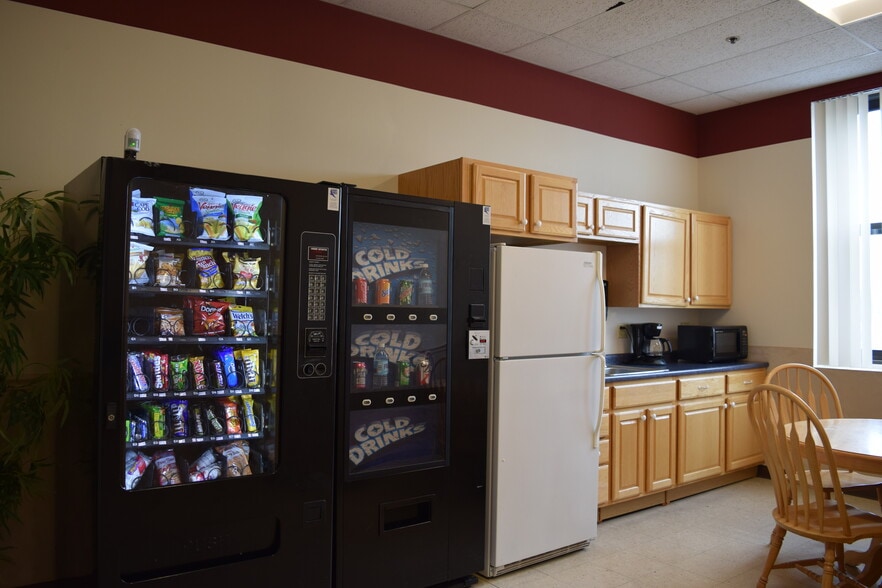 More Photos Of 435 Lancaster St, Leominster Office For Lease