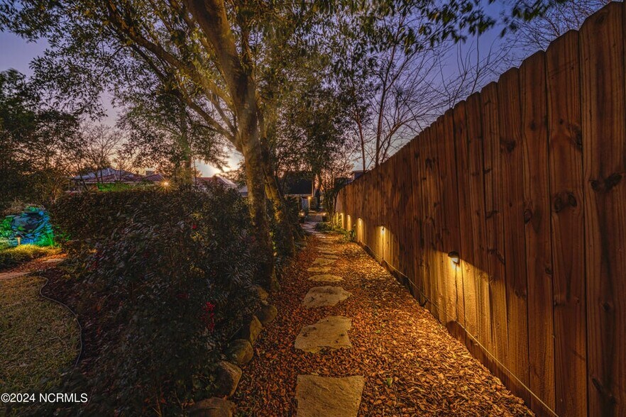 More Photos Of 412 S 3rd St, Wilmington Hospitality For Sale