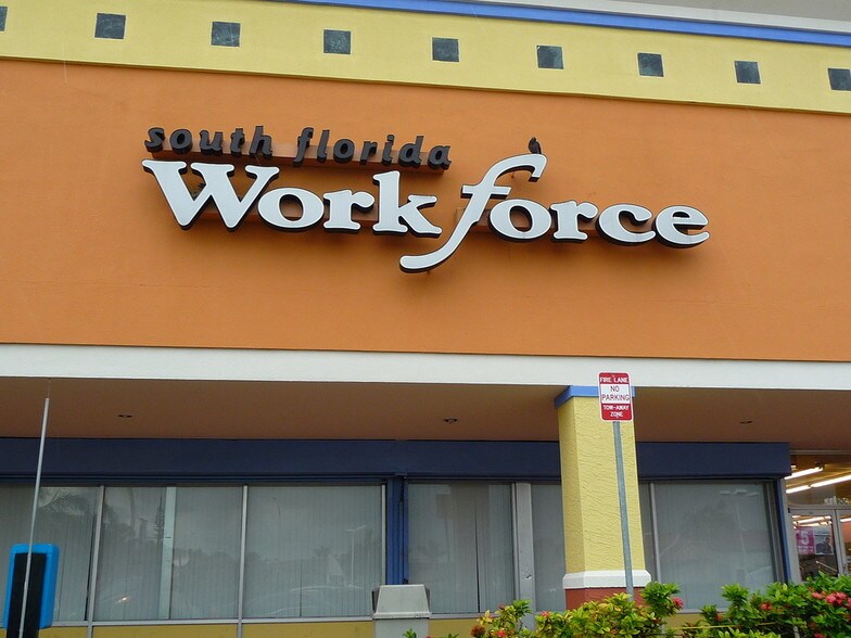 More Photos Of 4500-4698 NW 183rd St, Miami Gardens Storefront For Lease