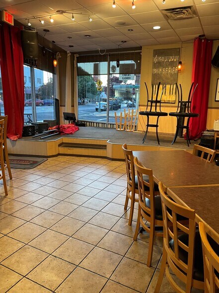 More Photos Of 1924-1926 Pacific Ave, Stockton Restaurant For Sale