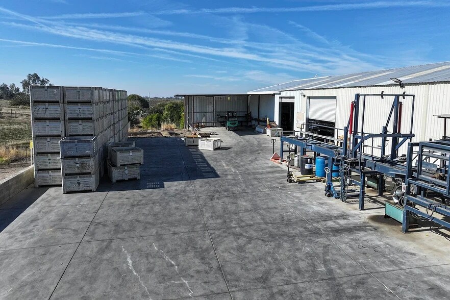 More Photos Of 8507 Rd 256, Terra Bella Food Processing For Sale