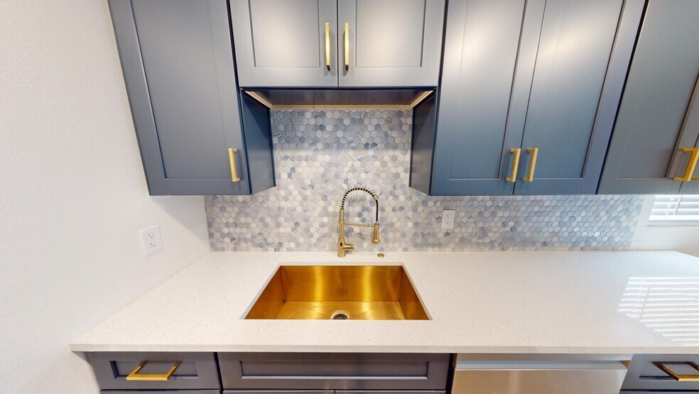 More Photos Of 1724 E Ocotillo Rd, Phoenix Apartments For Sale