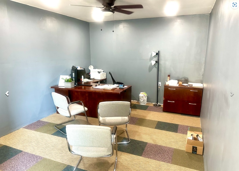 More Photos Of 2342 North Expressway, Griffin Auto Repair For Sale