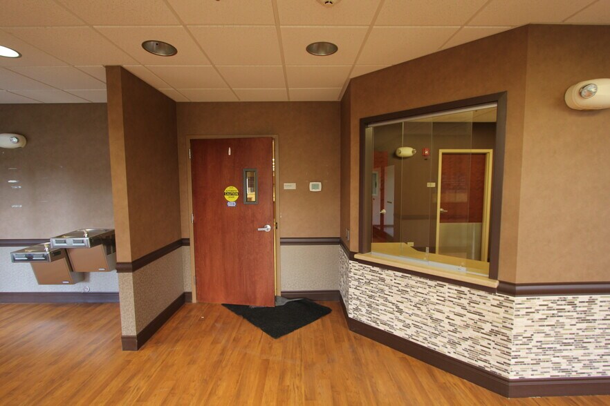 More Photos Of 480 Central Ave, Northfield Medical For Lease