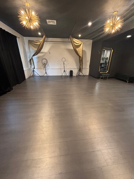 More Photos Of 6430 Tacoma Mall Blvd, Tacoma Storefront Retail Office For Lease