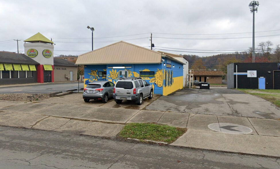 More Photos Of 1338 3rd Ave, Huntington Medical For Lease