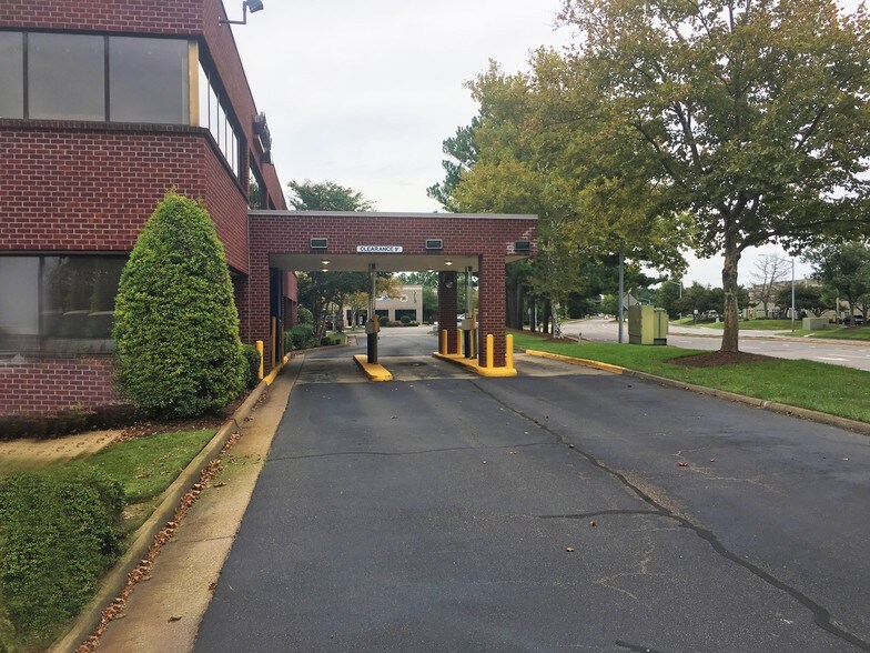 More Photos Of 770 Lynnhaven Pky, Virginia Beach Medical For Sale