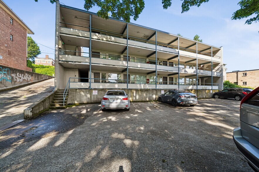 More Photos Of 4704-4708 22nd Ave NE, Seattle Apartments For Sale