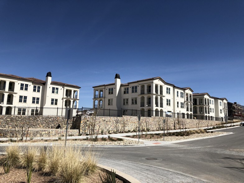 More Photos Of 1571 N Resler Dr, El Paso Unknown For Lease