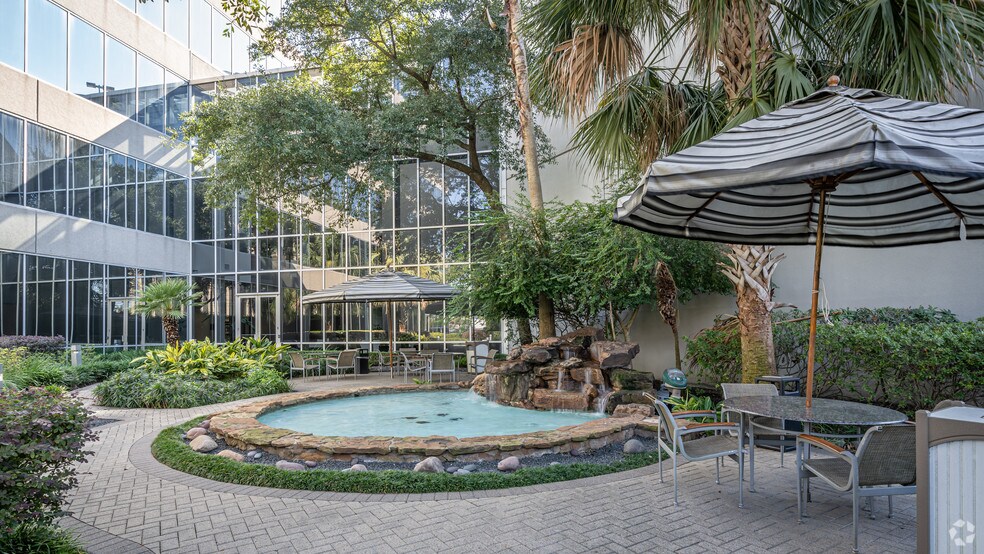 More Photos Of 11451 Katy Fwy, Houston Office For Lease