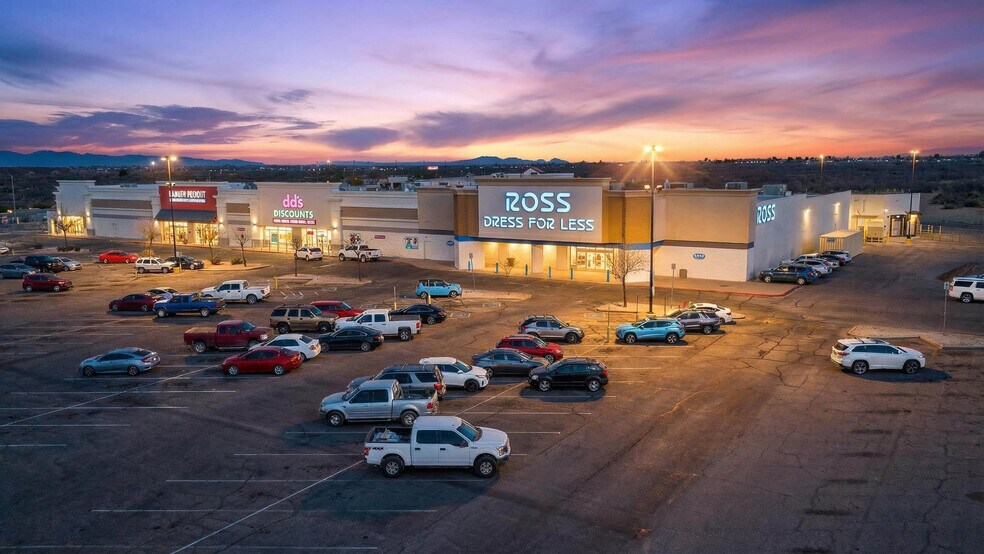 More Photos Of 204 W 5th St, Douglas Unknown For Lease