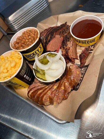 More Photos Of 102 Cabela Suite E, Dundee Specialty For Sale