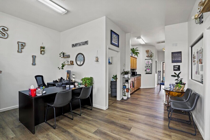 More Photos Of 408 S Beeline Hwy, Payson Storefront Retail Office For Sale