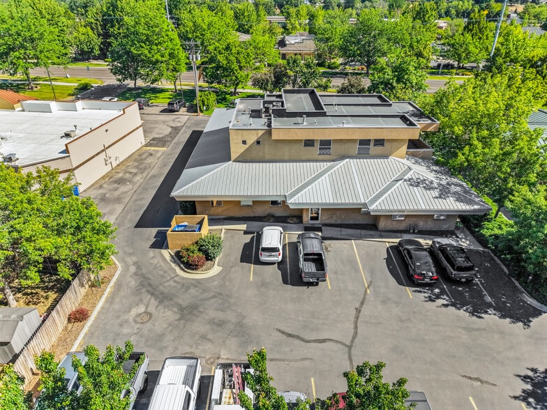 More Photos Of 645 E State St, Eagle Office For Lease