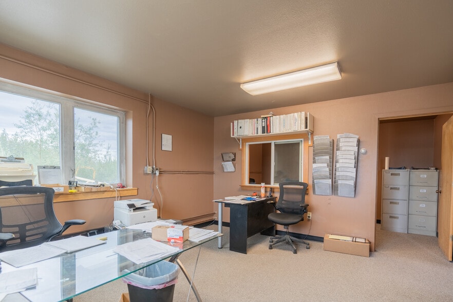 More Photos Of 1285 Queens Way, Fairbanks Warehouse For Sale