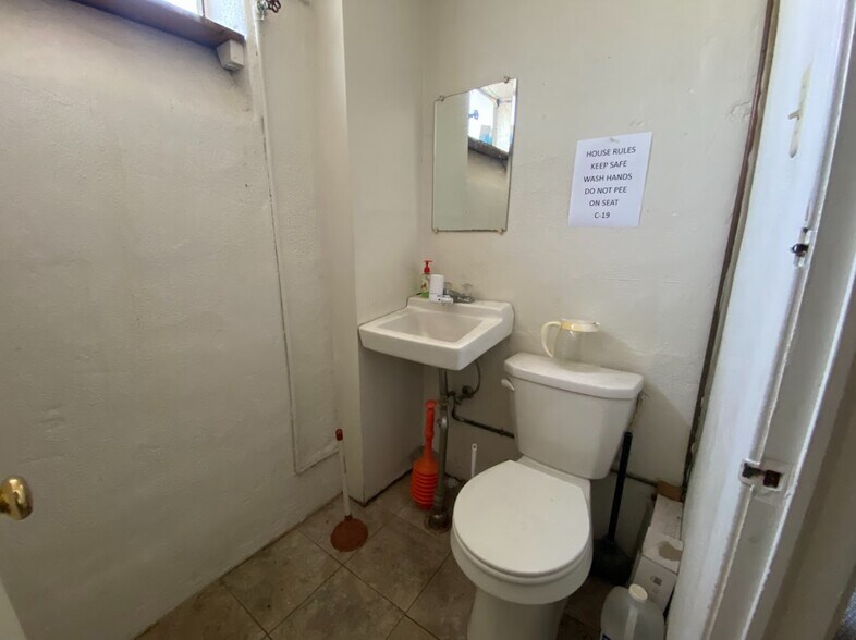 More Photos Of 1144 Bradfield Rd, Abington Apartments For Lease