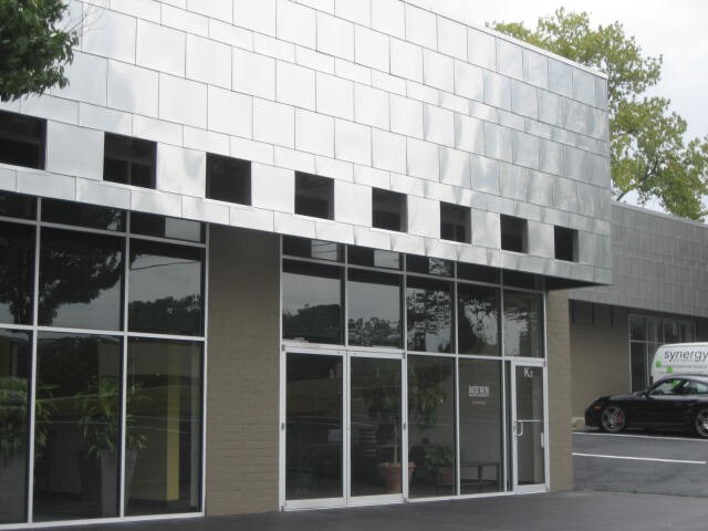 More Photos Of 2135 Defoor Hills Rd NW, Atlanta Light Distribution For Lease