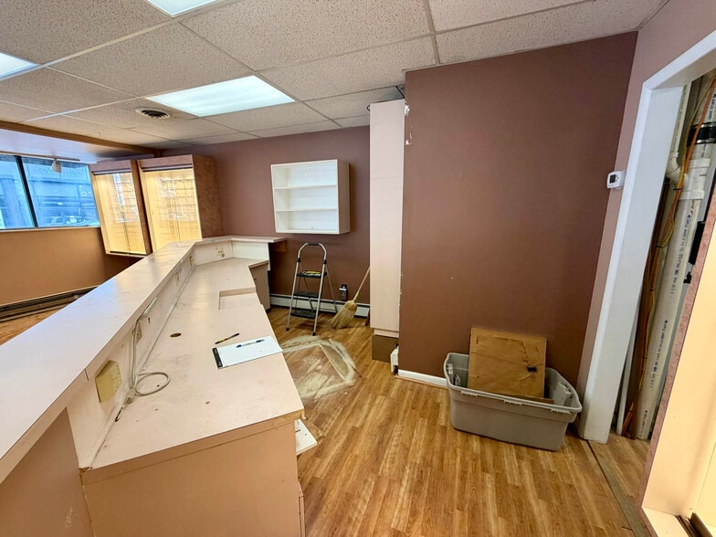More Photos Of 1137 Light St, Baltimore Storefront Retail Residential For Sale