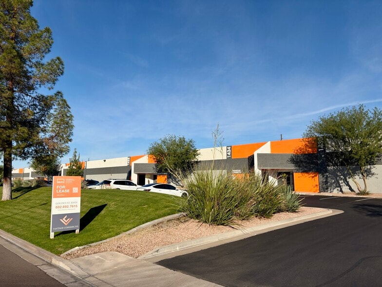 More Photos Of 1430-1454 W 12th Pl, Tempe Unknown For Lease