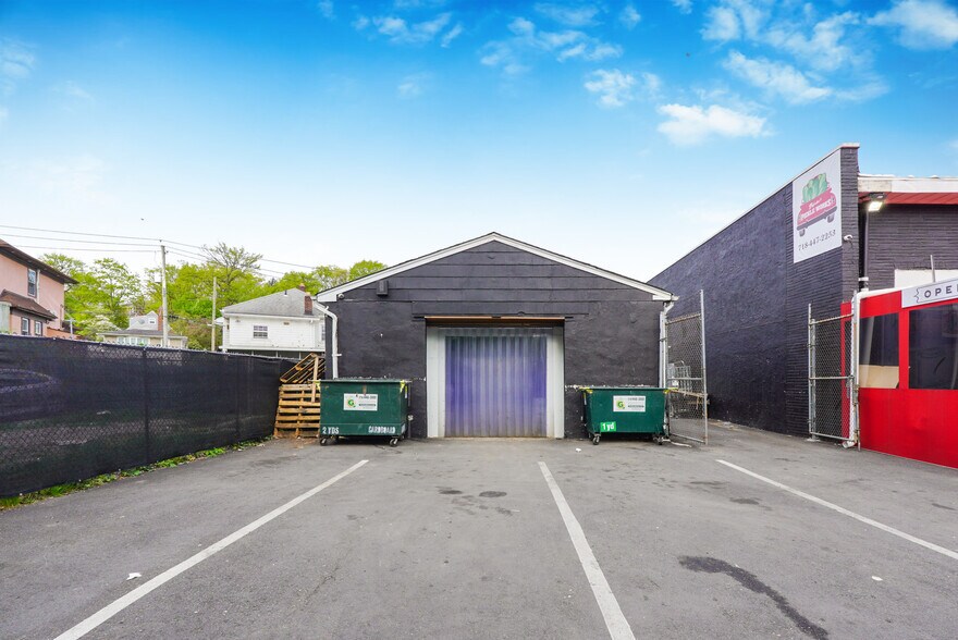More Photos Of 1116-1120 Targee St, Staten Island Freestanding For Sale