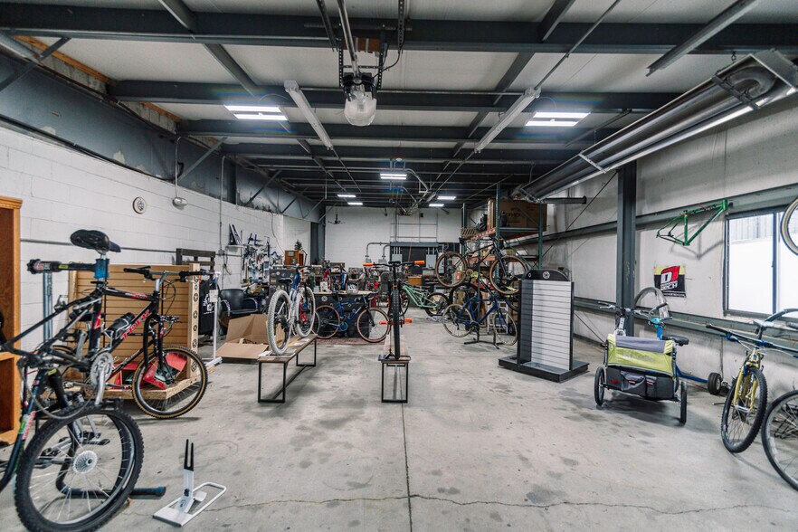 More Photos Of 4 Wilder Dr, Plaistow Warehouse For Sale