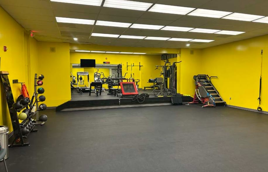 More Photos Of 10001 Alliance Rd, Blue Ash Manufacturing For Lease