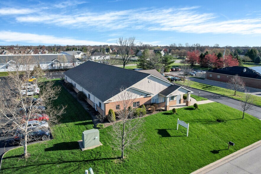 More Photos Of 40 Clairedan Dr, Powell Office For Lease