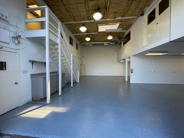 More Photos Of 1925 Francisco Blvd E, San Rafael Light Manufacturing For Lease