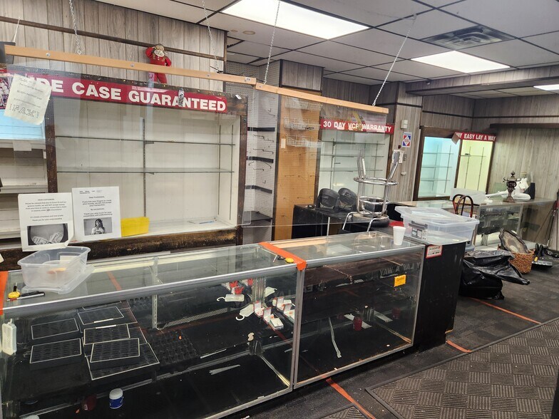 More Photos Of 3149 Kensington Ave, Philadelphia Storefront For Sale