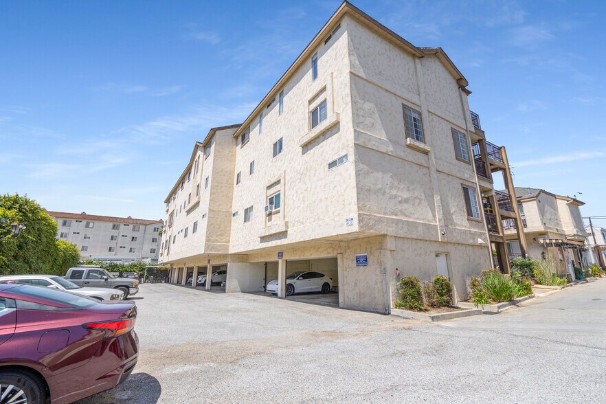 More Photos Of 3710-3750 E Fountain St, Long Beach Apartments For Sale