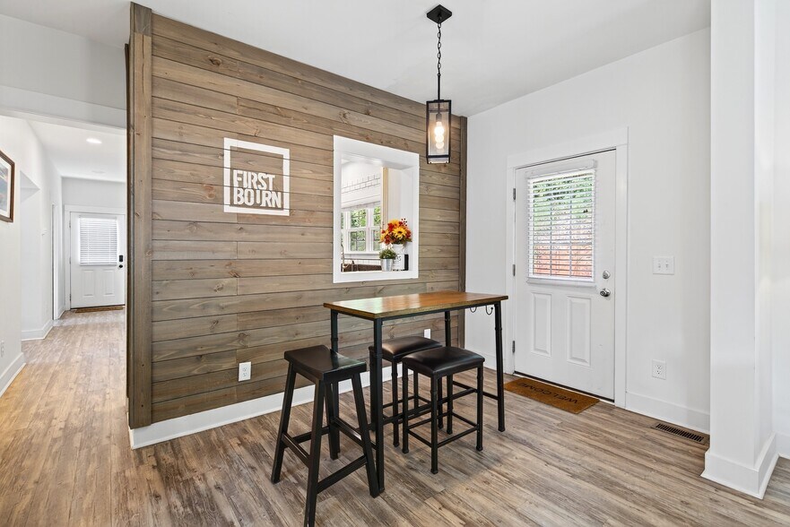 More Photos Of 8026 Buck Creek Rd, Marion Apartments For Sale