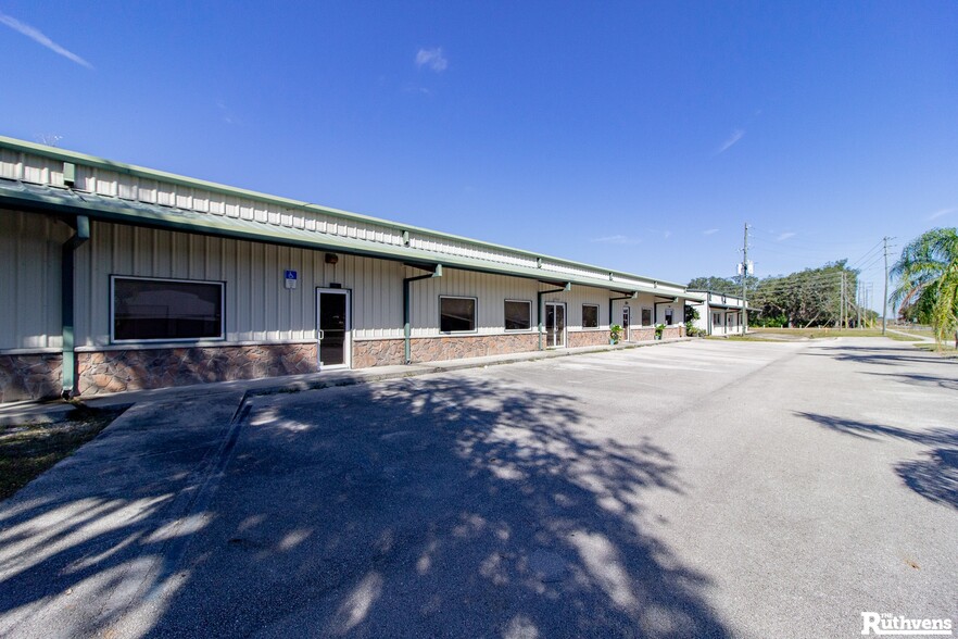 More Photos Of 1503 N Lake Ave, Avon Park Warehouse For Sale