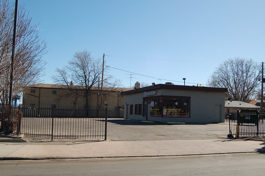 More Photos Of 10800 E Colfax Ave, Aurora Freestanding For Sale