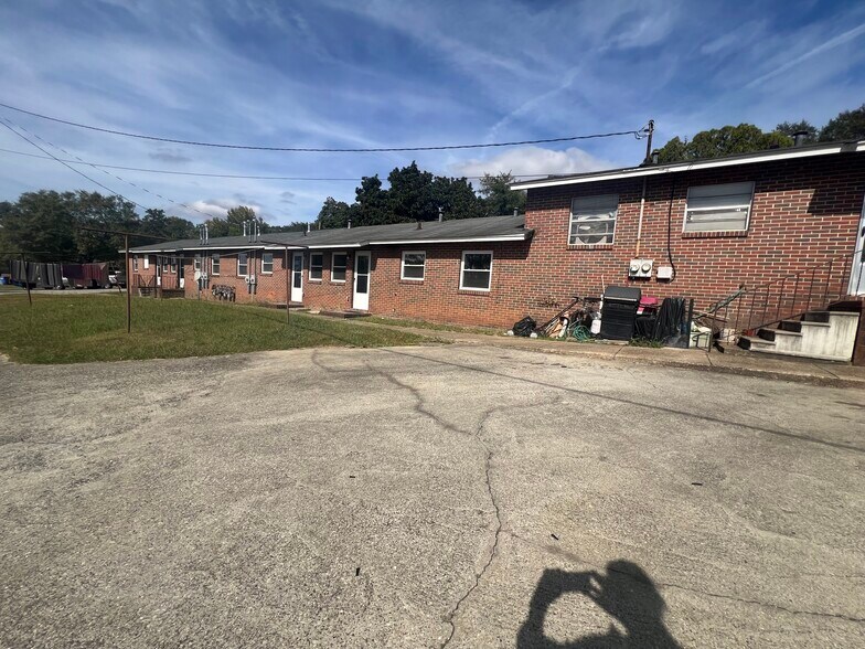 More Photos Of 1202 Martin Luther King Jr Blvd, Columbus Apartments For Sale