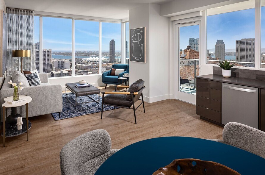 More Photos Of 702 Broadway, San Diego Apartments For Lease