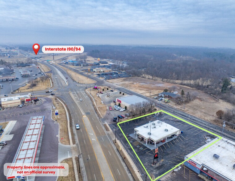 More Photos Of 532 Gateway Ave, Mauston Restaurant For Sale