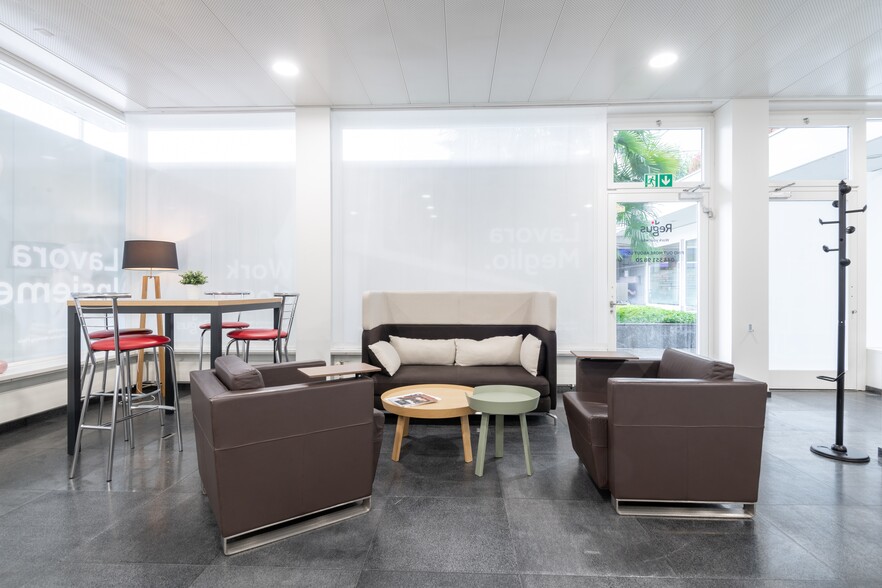 More Photos Of 28111 Firethorne, Katy Coworking Space