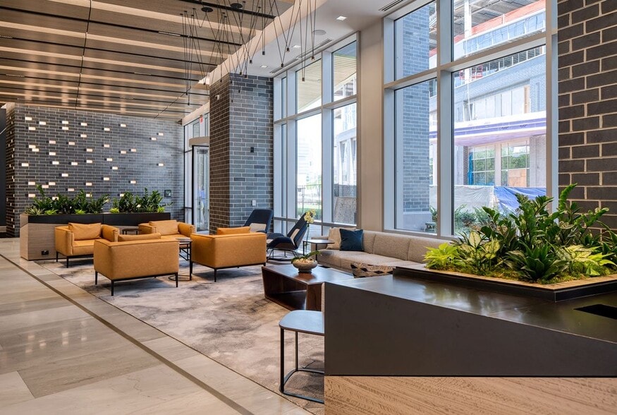 More Photos Of 1120 S Tryon St, Charlotte Unknown For Lease