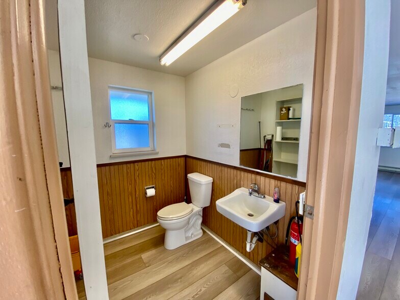 More Photos Of 26591 Main St, Conifer Freestanding For Sale