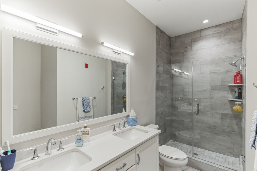 More Photos Of 575 S Goddard Blvd, King Of Prussia Apartments For Sale