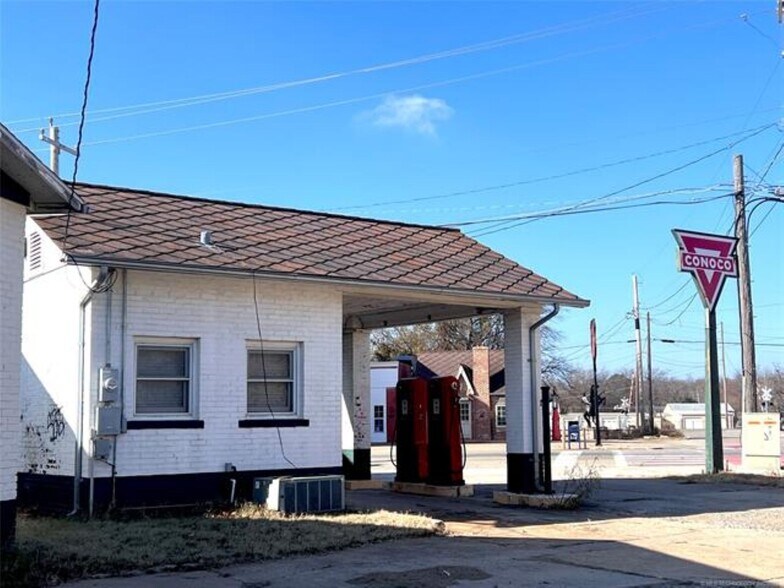 More Photos Of 2654 N Main St, Mcalester Office For Sale