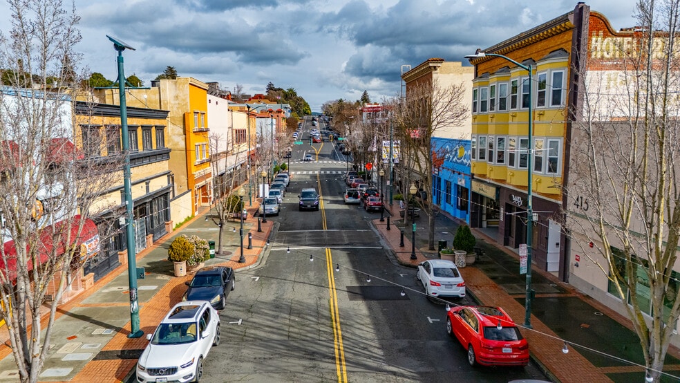 More Photos Of 1711 Sonoma Blvd, Vallejo Storefront For Sale