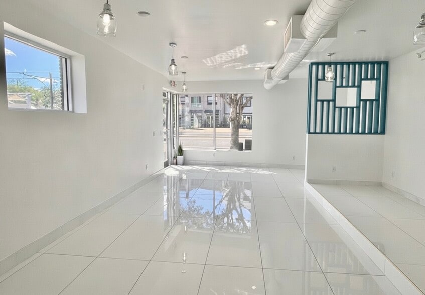 Primary Photo Of 1025 N Central Ave, Phoenix General Retail For Lease