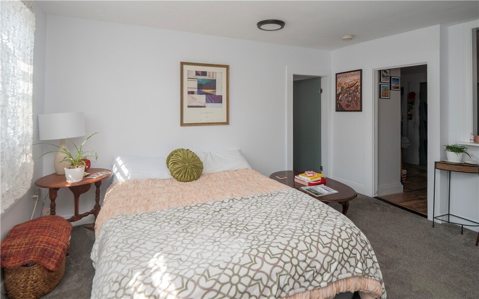 More Photos Of 130-132 Spring St, Newport Apartments For Sale