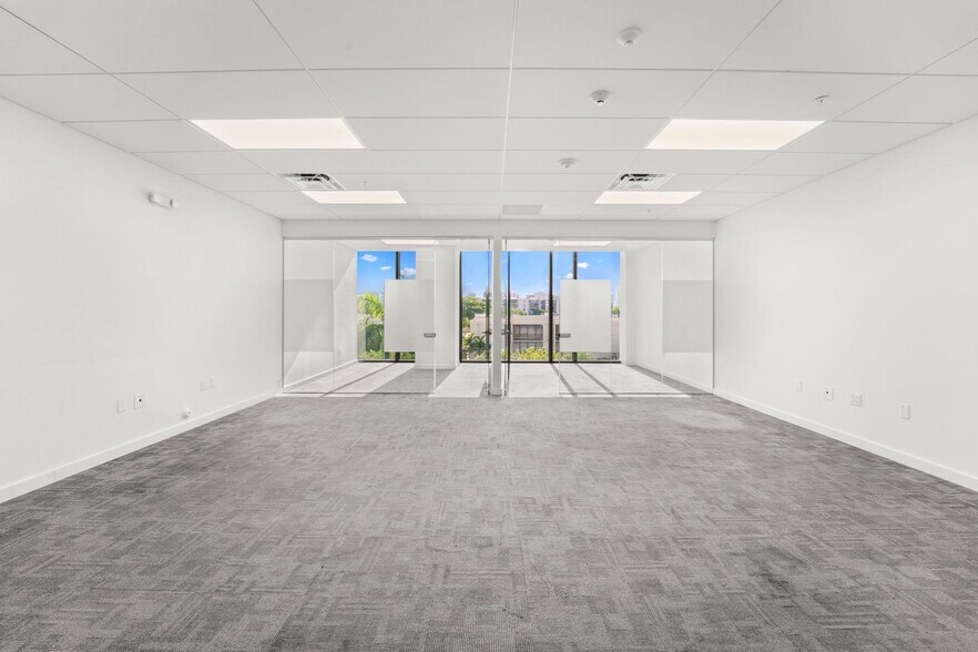 More Photos Of 2980 NE 207th St, Aventura Office Residential For Lease