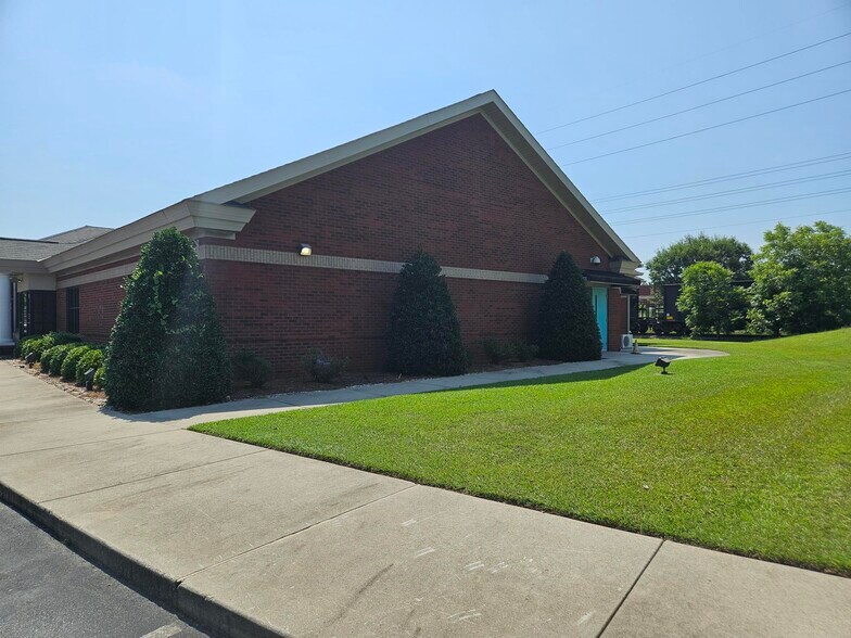 More Photos Of 2459 Emerald Pl, Greenville Medical For Sale